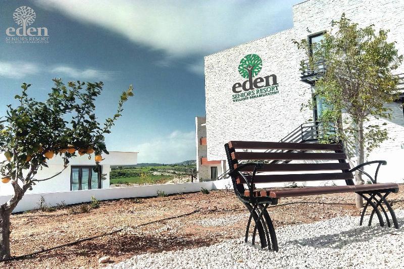 Eden Resort Wellness Rehabilitation Tersephanou Buitenkant foto